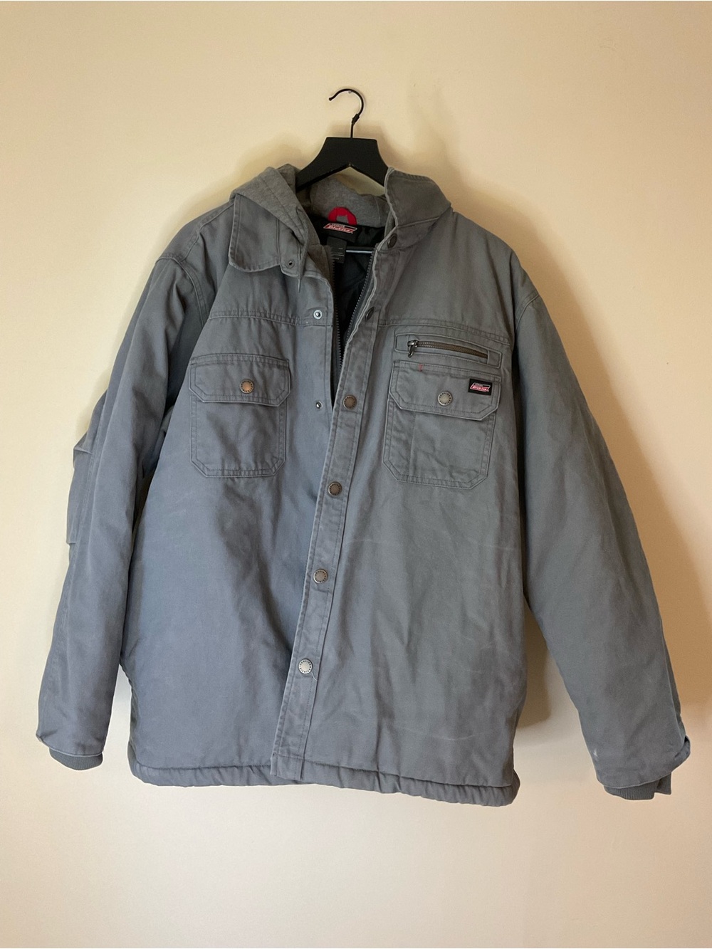 Dickies Men's Hooded Puffer Jacket in Gray